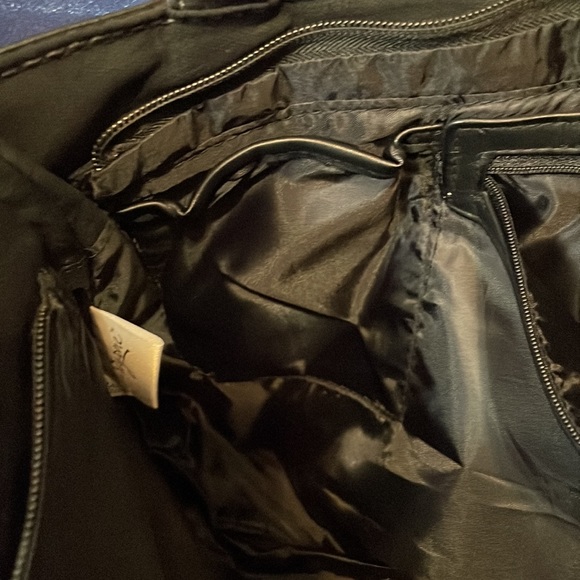 Thirty One Purse - Picture 4 of 8